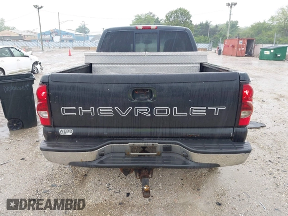 2005 Chevrolet Silverado 1500 Z71 z VIN 1GCEK19B75Z258531, wystawiony jako IAAI lot #42361011 z przebiegiem 167 717 mil mil oraz . Historia ofert i sprzedaży dostępna na DreamBid. Obrazek 16.