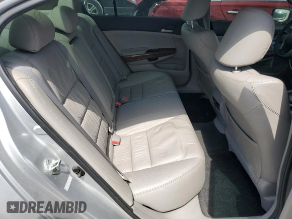 2011 Honda Accord EX-L z VIN 1HGCP3F8XBA018477, wystawiony jako Copart lot #58626995 z przebiegiem 74 108 mil mil oraz Szkoda całkowita • Salvage title. Historia ofert i sprzedaży dostępna na DreamBid. Obrazek 10.