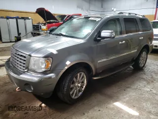 2008 Chrysler Aspen Limited z VIN 1A8HW582X8F129384, wystawiony jako Copart lot #52198845 z przebiegiem 173 160 mil mil oraz Tytuł czysty. Historia ofert i sprzedaży dostępna na DreamBid. Obrazek 1.