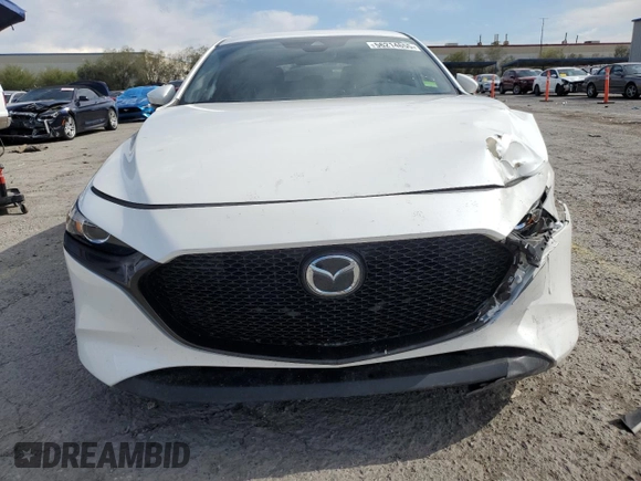 2019 Mazda 3 Preferred z VIN JM1BPAMM2K1118054, wystawiony jako Copart lot #56214655 z przebiegiem Nie podano mil oraz Szkoda całkowita • Salvage title. Historia ofert i sprzedaży dostępna na DreamBid. Obrazek 5.
