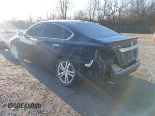 2013 Nissan Altima SV with VIN 1N4BL3AP7DC246924, listed as a IAAI auction lot 41847426 with 127,327 mi miles and . Bid and sale history available at DreamBid. Image 3.
