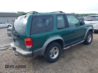 1999 Ford Explorer Sport z VIN 1FMYU24X0XUC46121, wystawiony jako IAAI lot #42351681 z przebiegiem 204 345 mil mil oraz . Historia ofert i sprzedaży dostępna na DreamBid. Obrazek 4.