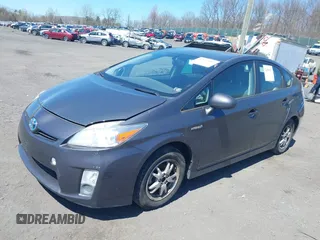 2010 Toyota Prius II with VIN JTDKN3DU9A0099105, listed as a IAAI auction lot 42059187 with 200,718 mi miles. Bid and sale history available at carsss.com. Image 2.