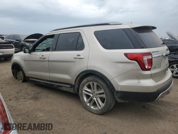 2017 Ford Explorer XLT z VIN 1FM5K8D88HGC64483, wystawiony jako Copart lot #54851925 z przebiegiem Nie podano mil oraz Szkoda całkowita • Salvage title. Historia ofert i sprzedaży dostępna na DreamBid. Obrazek 2.