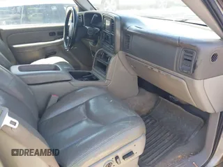 2006 Chevrolet Tahoe Z71 with VIN 1GNEC13TX6J102893, listed as a IAAI auction lot 41984796 with 273,925 mi miles and . Bid and sale history available at DreamBid. Image 5.