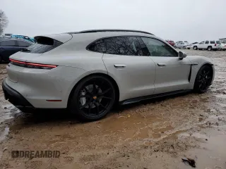 2024 Porsche Taycan GTS with VIN WP0CD2Y1XRSA84164, listed as a Copart auction lot 42511885 with 3,662 mi miles and Salvage title. Bid and sale history available at DreamBid. Image 3.