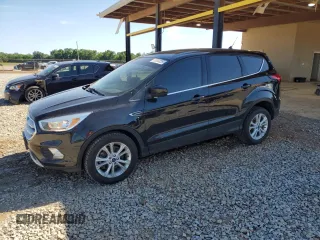 2019 Ford Escape SE z VIN 1FMCU9GD7KUB65176, wystawiony jako Copart lot #57854035 z przebiegiem 178 258 mil mil oraz Szkoda całkowita • Salvage title. Historia ofert i sprzedaży dostępna na DreamBid. Obrazek 1.