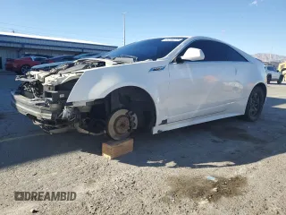 2012 Cadillac CTS Premium z VIN 1G6DP1E37C0155352, wystawiony jako Copart lot #44230275 z przebiegiem 99 063 mil mil oraz Szkody całkowita. Historia ofert i sprzedaży dostępna na DreamBid. Obrazek 1.