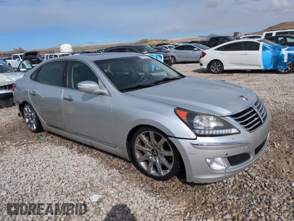 2013 Hyundai Equus Signature with VIN KMHGH4JH5DU058831, listed as a Copart auction lot 51623045 with 164,524 mi miles and Salvage Title. Bid and sale history available at DreamBid. Image 4.