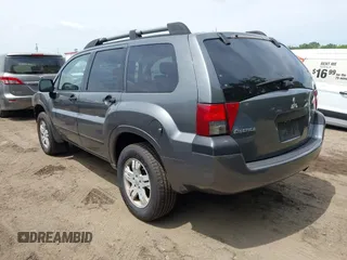 2005 Mitsubishi Endeavor LS z VIN 4A4MM21S85E062170, wystawiony jako IAAI lot #42461545 z przebiegiem 183 085 mil mil oraz . Historia ofert i sprzedaży dostępna na DreamBid. Obrazek 3.