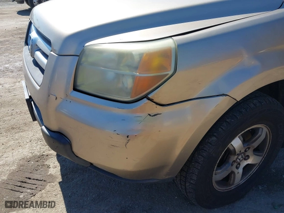 2006 Honda Pilot EX with VIN 2HKYF18446H516081, listed as a IAAI auction lot 41860876 with 274,818 mi miles. Bid and sale history available at carsss.com. Image 13.
