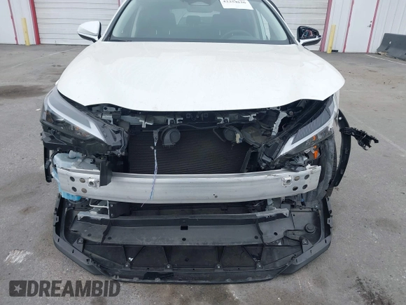 2025 Lexus NX 250 z VIN JTJADCAZ0S2016372, wystawiony jako IAAI lot #42254626 z przebiegiem 7 339 mil mil oraz . Historia ofert i sprzedaży dostępna na DreamBid. Obrazek 6.