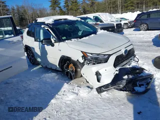 2024 Toyota RAV4 XSE with VIN JTMFB3FV9RD202172, listed as a IAAI auction lot 41589995 with 6,016 mi miles and . Bid and sale history available at DreamBid. Image 1.
