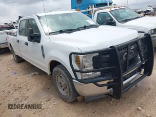 2019 Ford F-250 XL with VIN 1FT7W2A62KEC45366, listed as a IAAI auction lot 42549198 with 111,729 mi miles and . Bid and sale history available at DreamBid. Image 1.