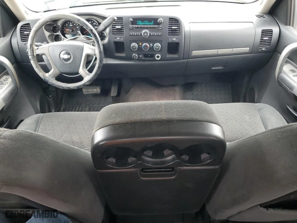 2007 Chevrolet Silverado 1500 LT w/1LT with VIN 2GCEC13C971679113, listed as a Copart auction lot 49773695 with 155,338 mi miles and Salvage Title. Bid and sale history available at carsss.com. Image 8.