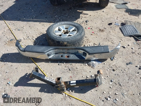 2008 Toyota Tacoma with VIN 5TEUU42N18Z534545, listed as a IAAI auction lot 41725129 with 155,225 mi miles and . Bid and sale history available at DreamBid. Image 12.