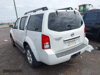 2012 Nissan Pathfinder SV with VIN 5N1AR1NN4CC607893, listed as a IAAI auction lot 41942452 with 200,937 mi miles. Bid and sale history available at carsss.com. Image 3.
