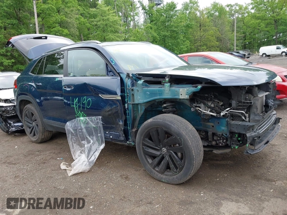 2022 Volkswagen Atlas SE с VIN 1V2JE2CA4NC205458, выставлен на аукционе IAAI как лот 42176005 с пробегом 125 429 миль миль и . История ставок и продаж доступна на DreamBid. Изображение 1.