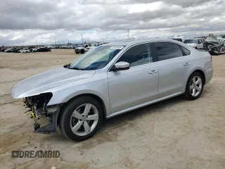 2013 Volkswagen Passat SE w/Sunroof & Nav with VIN 1VWBP7A37DC139517, listed as a Copart auction lot 48500645 with 86,871 mi miles and Salvage Title. Bid and sale history available at carsss.com. Image 1.