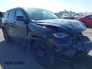 2022 Jeep Grand Cherokee Laredo X z VIN 1C4RJFAG7NC118054, wystawiony jako IAAI lot #41790794 z przebiegiem 29 609 mil mil oraz . Historia ofert i sprzedaży dostępna na DreamBid. Obrazek 1.