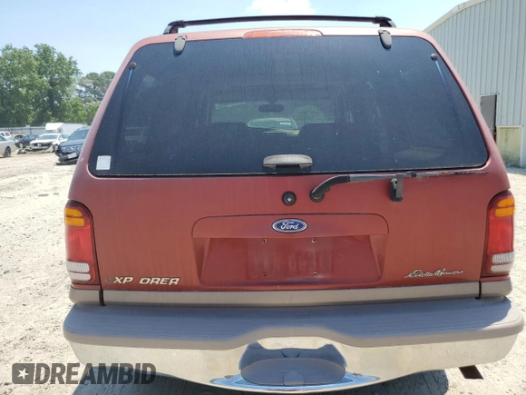 1999 Ford Explorer XLT with VIN 1FMZU32E7XZA41913, listed as a Copart auction lot 50699425 with 210,163 mi miles and Clean title. Bid and sale history available at DreamBid. Image 6.