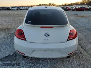 2012 Volkswagen Beetle 2.0T Turbo w/Sun/Sound with VIN 3VWV67AT4CM645268, listed as a Copart auction lot 88001065 with 0 mi miles and Salvage Title. Bid and sale history available at carsss.com. Image 6.