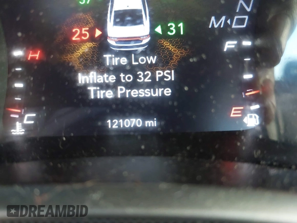 2015 Dodge Charger SXT z VIN 2C3CDXJG1FH746276, wystawiony jako IAAI lot #40925452 z przebiegiem 121 070 mil mil oraz . Historia ofert i sprzedaży dostępna na DreamBid. Obrazek 15.
