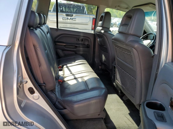2004 Honda Pilot EX with VIN 2HKYF18644H544218, listed as a Copart auction lot 69693604 with 208,464 mi miles and Salvage Title. Bid and sale history available at carsss.com. Image 11.