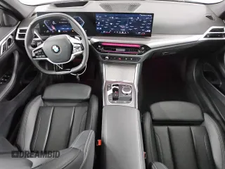 2025 BMW 4 Series 430i xDrive with VIN WBA53DB00SCS20075, listed as a Copart auction lot 50836885 with 22,549 mi miles and Clean Title. Bid and sale history available at DreamBid. Image 8.