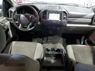 2017 Ford F-250 Lariat z VIN 1FT7W2BTXHED03169, wystawiony jako Copart lot #52261395 z przebiegiem 140 483 mil mil oraz Szkoda całkowita • Salvage title. Historia ofert i sprzedaży dostępna na DreamBid. Obrazek 8.