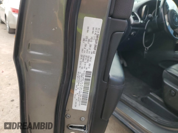 2012 Jeep Grand Cherokee Laredo with VIN 1C4RJFAT3CC204245, listed as a Copart auction lot 41707195 with 172,014 mi miles and Salvage Title. Bid and sale history available at carsss.com. Image 15.