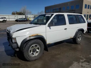 1993 Nissan Pathfinder SE with VIN JN8HD17Y0PW131143, listed as a Copart auction lot 51848005 with 552,200 mi miles and Clean Title. Bid and sale history available at carsss.com. Image 1.