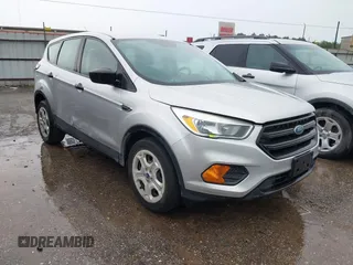 2017 Ford Escape S с VIN 1FMCU0F72HUD40689, выставлен на аукционе IAAI как лот 42493125 с пробегом 70 578 миль миль и . История ставок и продаж доступна на DreamBid. Изображение 1.