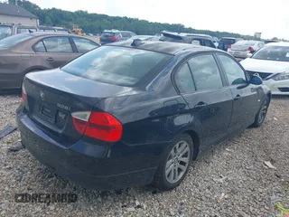 2007 BMW 3 Series 328i with VIN WBAVA33507PG39542, listed as a IAAI auction lot 42624478 with 127,350 mi miles and . Bid and sale history available at DreamBid. Image 4.