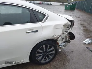 2017 Nissan Altima SV with VIN 1N4AL3AP9HC252290, listed as a IAAI auction lot 41722713 with 93,691 mi miles and . Bid and sale history available at DreamBid. Image 6.