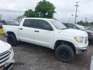2014 Toyota Tundra SR5 with VIN 5TFDW5F19EX395226, listed as a IAAI auction lot 42508179 with 178,772 mi miles and . Bid and sale history available at DreamBid. Image 1.