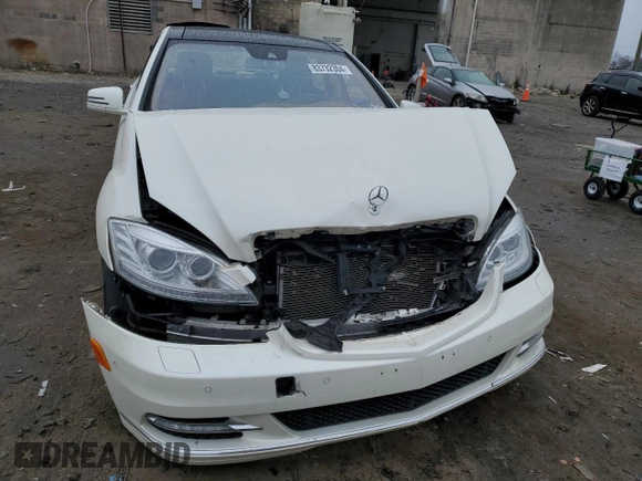 2012 Mercedes-Benz S 550 z VIN WDDNG9EB6CA454967, wystawiony jako Copart lot #83732304 z przebiegiem 115 828 mil mil oraz Szkoda całkowita • Salvage title. Historia ofert i sprzedaży dostępna na DreamBid. Obrazek 5.