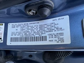 2004 Toyota 4Runner SR5 with VIN JTEBT14R340041772, listed as a IAAI auction lot 42143507 with 210,561 mi miles and . Bid and sale history available at DreamBid. Image 8.