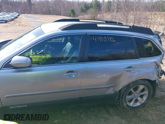 2013 Subaru Outback Limited с VIN 4S4BRBJC0D3321426, выставлен на аукционе IAAI как лот 41913786 с пробегом 168 199 миль миль и . История ставок и продаж доступна на DreamBid. Изображение 14.