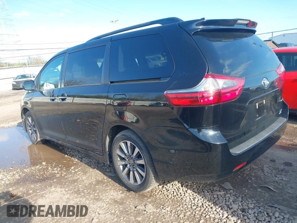 2020 Toyota Sienna XLE z VIN 5TDDZ3DC7LS244873, wystawiony jako IAAI lot #41941263 z przebiegiem 93 545 mil mil oraz . Historia ofert i sprzedaży dostępna na DreamBid. Obrazek 3.