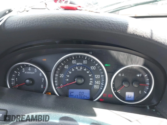 2011 Hyundai Veracruz GLS with VIN KM8NU4CC6BU165873, listed as a IAAI auction lot 42575695 with 177,934 mi miles and . Bid and sale history available at DreamBid. Image 7.