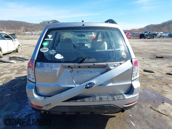 2010 Subaru Forester 2.5X with VIN JF2SH6BC5AH763339, listed as a IAAI auction lot 41683194 with 39,301 mi miles. Bid and sale history available at carsss.com. Image 16.