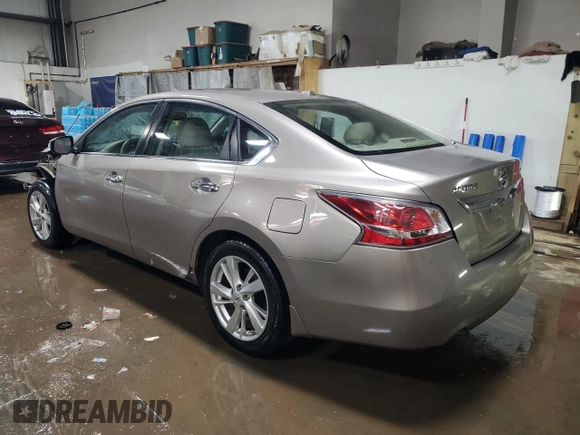 2015 Nissan Altima 2.5 S with VIN 1N4AL3AP7FN405850, listed as a Copart auction lot 49650035 with 69,752 mi miles and Salvage Title. Bid and sale history available at carsss.com. Image 2.