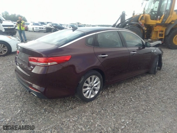 2018 Kia Optima EX with VIN 5XXGU4L30JG215412, listed as a IAAI auction lot 37402705 with 99,524 mi miles. Bid and sale history available at carsss.com. Image 4.