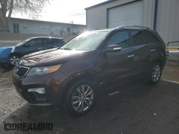 2011 Kia Sorento SX with VIN 5XYKW4A26BG136547, listed as a Copart auction lot 45661745 with 0 mi miles and Salvage Title. Bid and sale history available at carsss.com. Image 1.