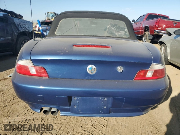2000 BMW Z3 2.5 z VIN WBACH9342YLM92711, wystawiony jako Copart lot #76013184 z przebiegiem 119 568 mil mil oraz Czysty tytuł • Clean title. Historia ofert i sprzedaży dostępna na DreamBid. Obrazek 6.