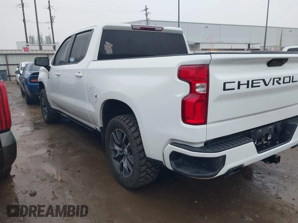 2021 Chevrolet Silverado 1500 RST with VIN 3GCUYEED8MG479014, listed as a IAAI auction lot 41405943 with 62,977 mi miles. Bid and sale history available at carsss.com. Image 3.