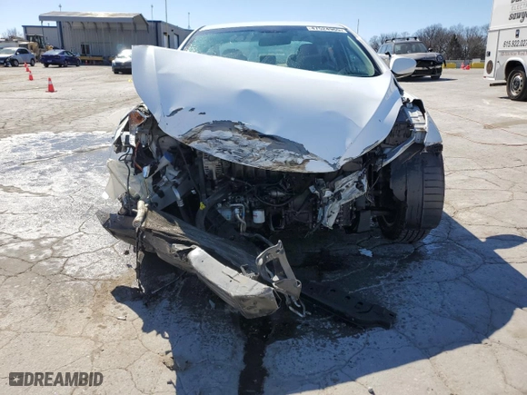 2014 Hyundai Elantra SE with VIN 5NPDH4AE4EH478833, listed as a Copart auction lot 47524965 with 111,726 mi miles and Salvage Title. Bid and sale history available at carsss.com. Image 5.