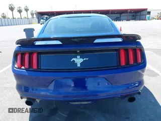 2015 Ford Mustang V6 с VIN 1FA6P8AM4F5348651, выставлен на аукционе IAAI как лот 42572314 с пробегом 86 167 миль миль и . История ставок и продаж доступна на DreamBid. Изображение 17.