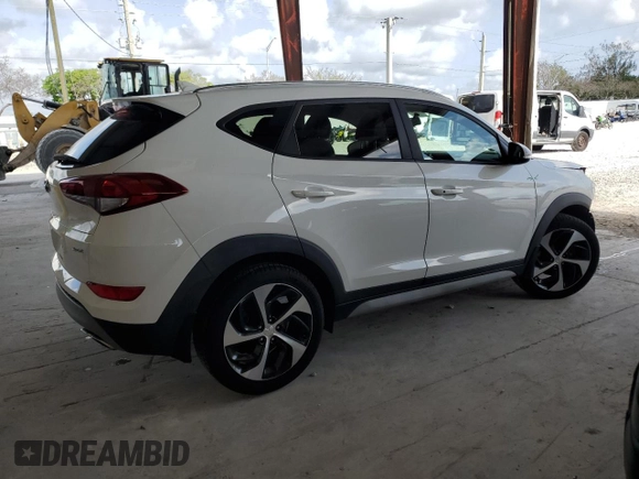 2018 Hyundai Tucson Sport z VIN KM8J33AL2JU728625, wystawiony jako Copart lot #57420345 z przebiegiem 29 487 mil mil oraz Szkoda całkowita • Salvage title. Historia ofert i sprzedaży dostępna na DreamBid. Obrazek 3.